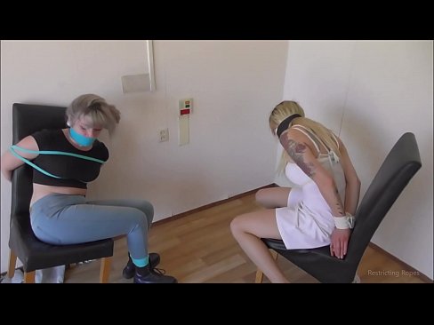 ❤️ Závislá / svázaná a s roubíkem / dáma v nesnázích ️ Super sex u cs.watchhentai.ru ❌️
